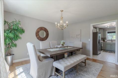 7536 Brady Court Evansville IN 47720