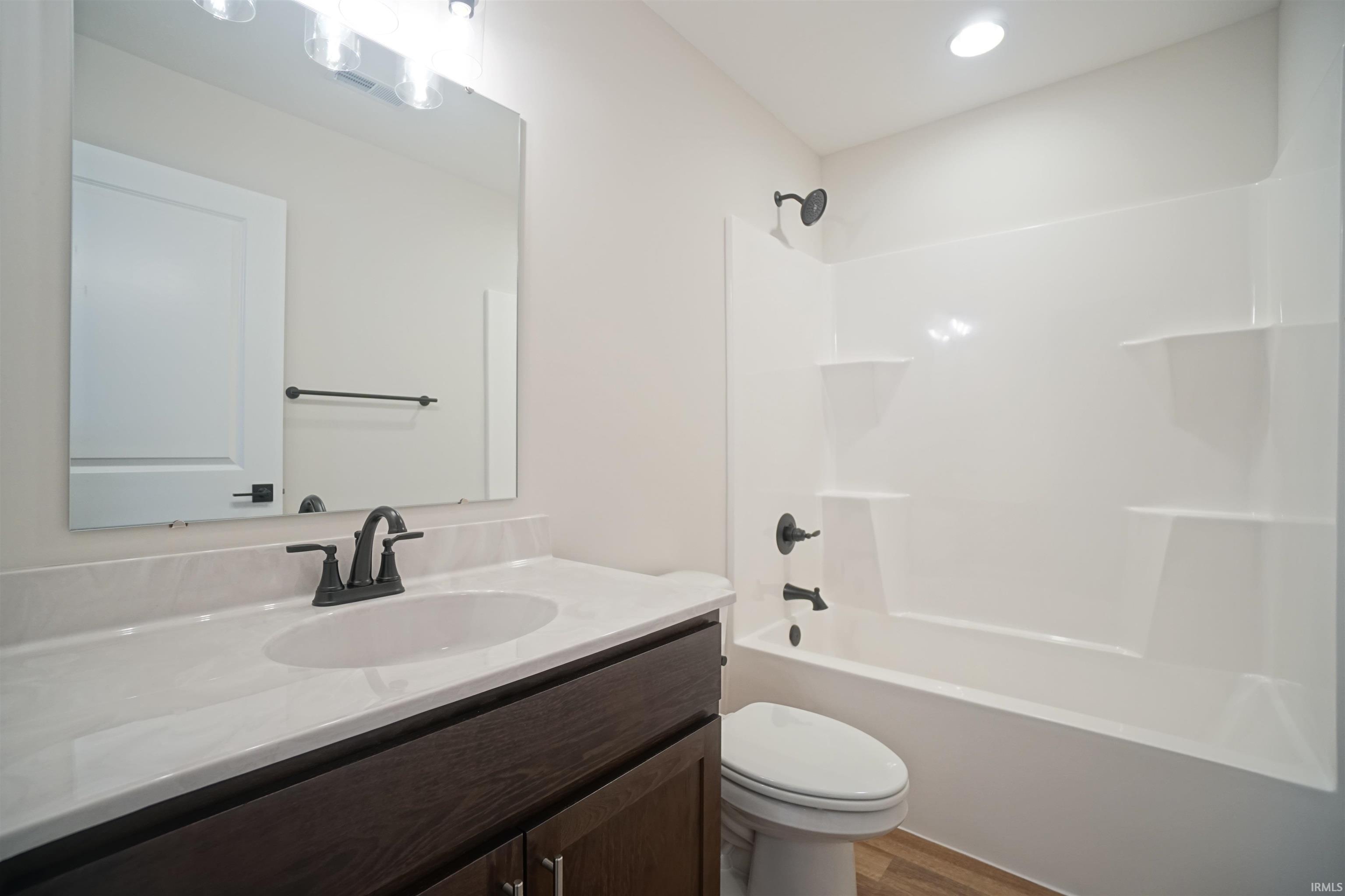 430 N Eastfield Circle Milford IN 46542