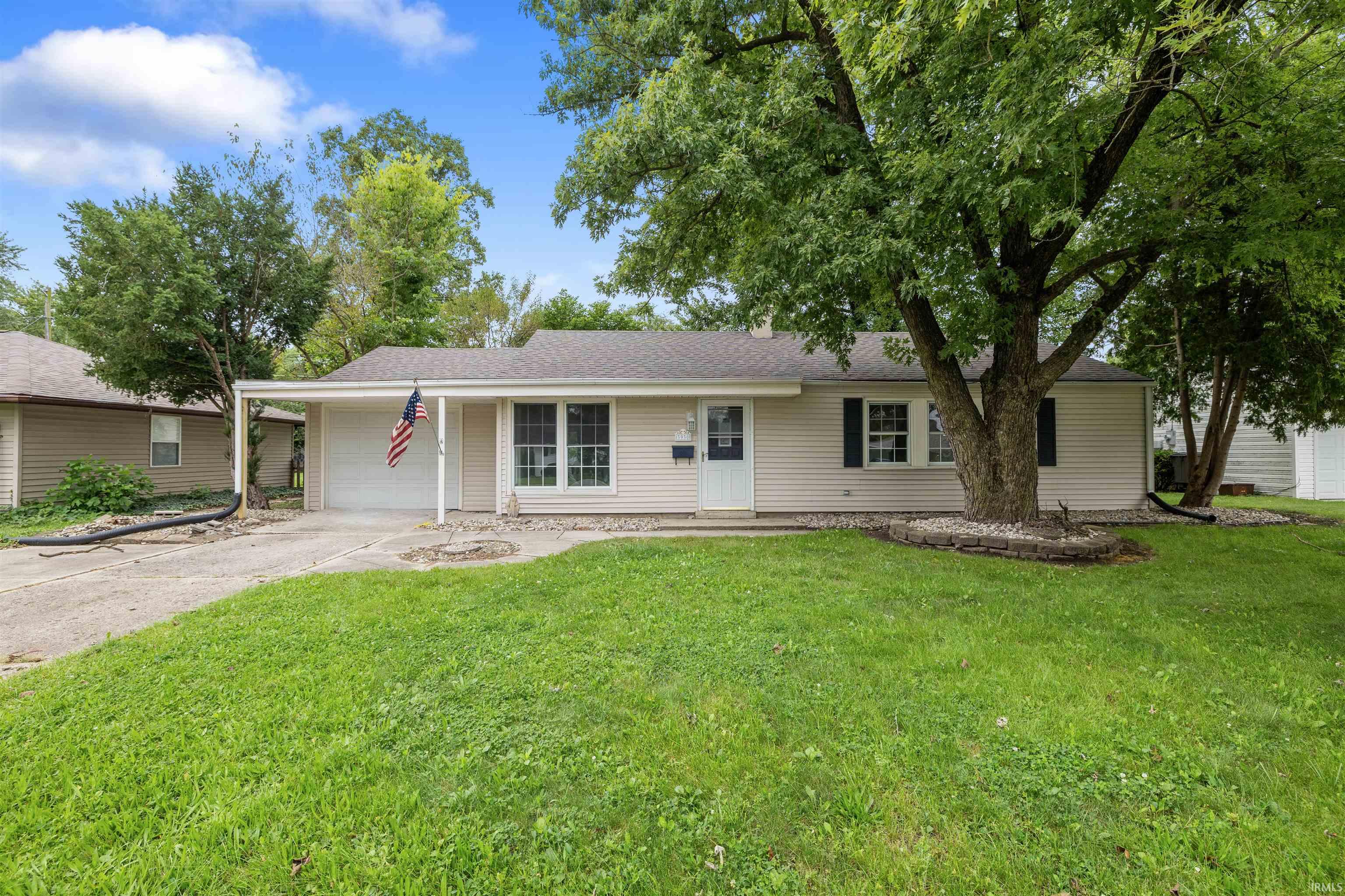 3930 Wenonah Lane Fort Wayne IN 46809