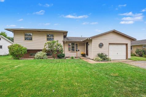 1637 Gordon Drive South Bend IN 46635