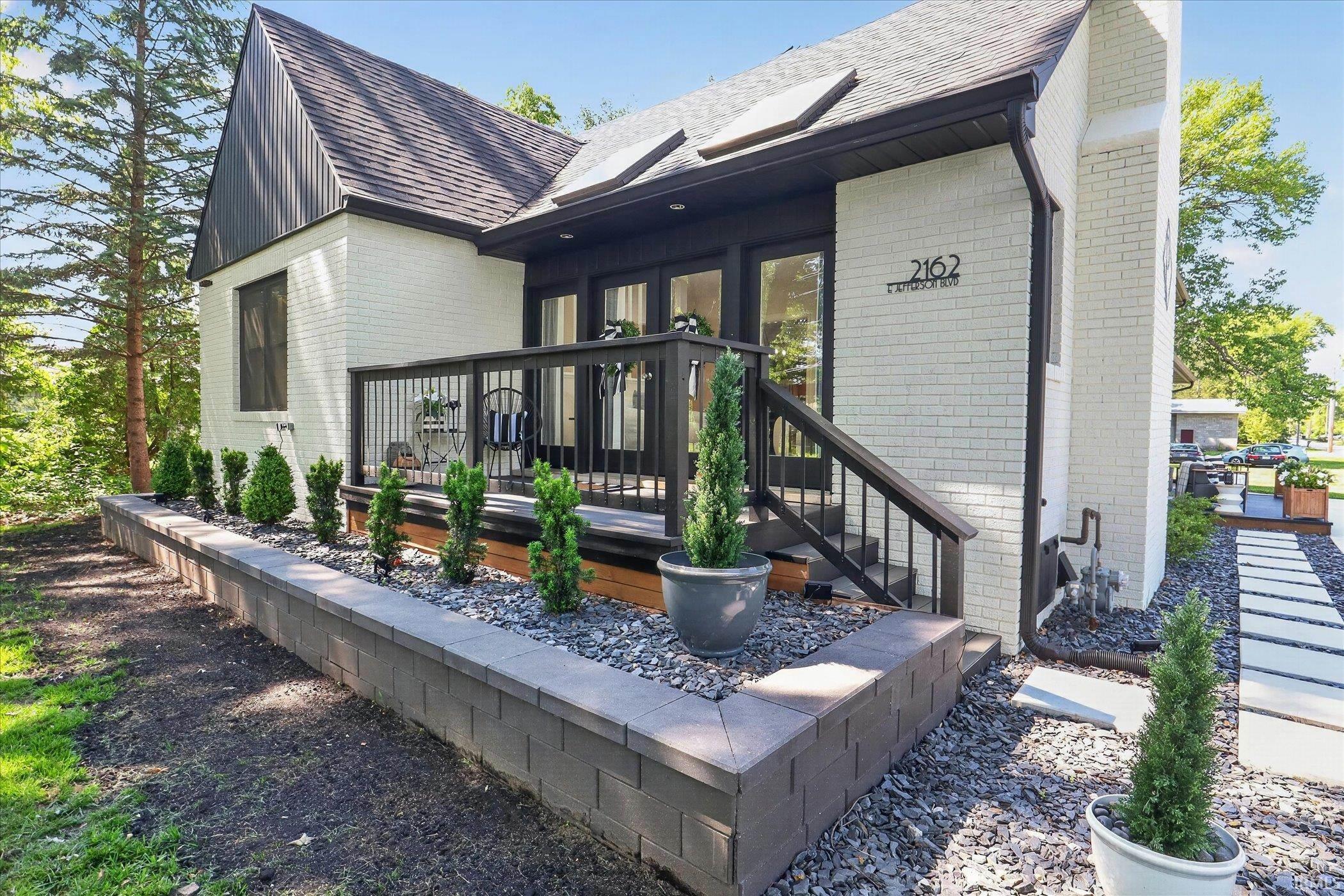 2162 E Jefferson Boulevard Mishawaka IN 46545