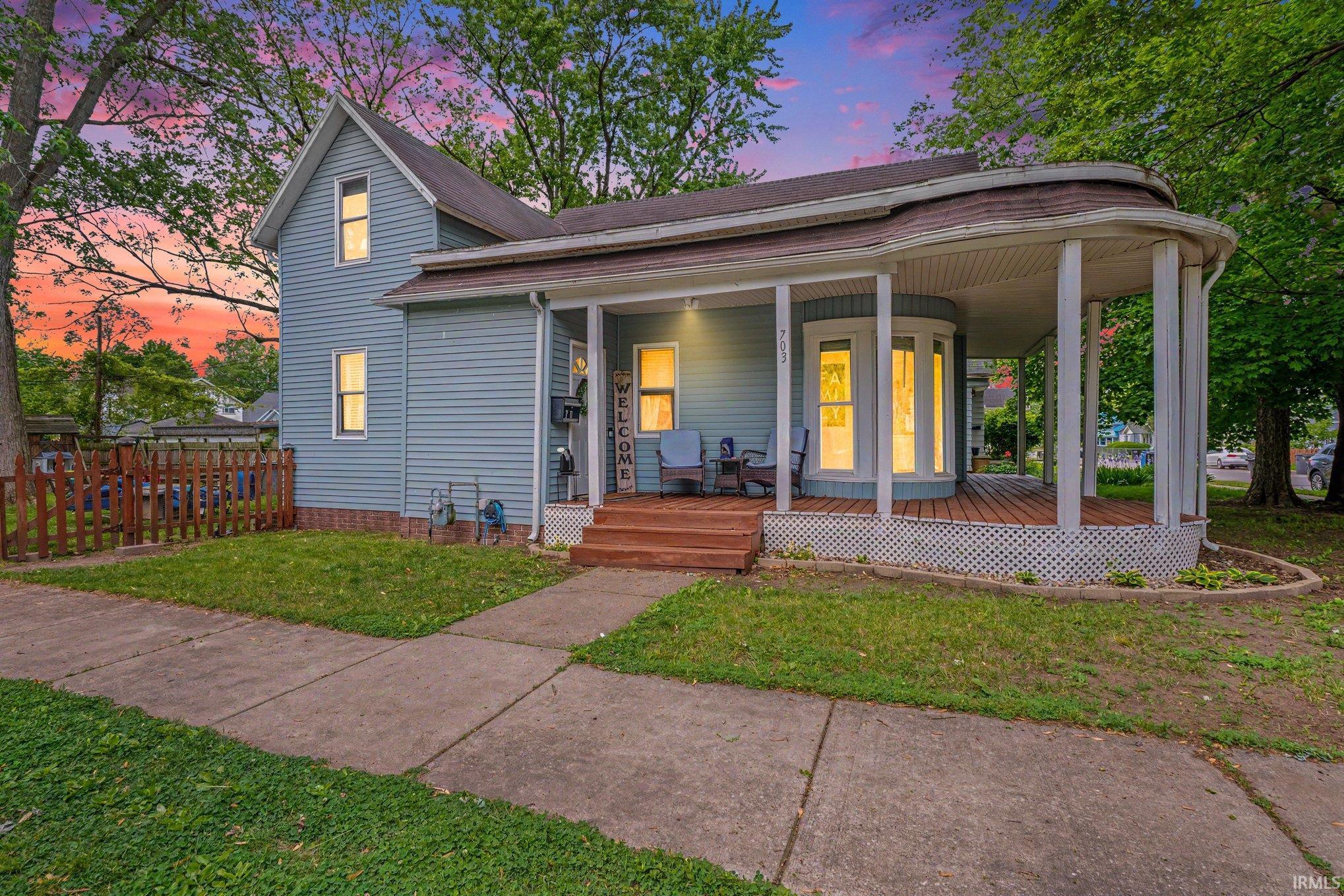 703 Gladstone Elkhart IN 46516