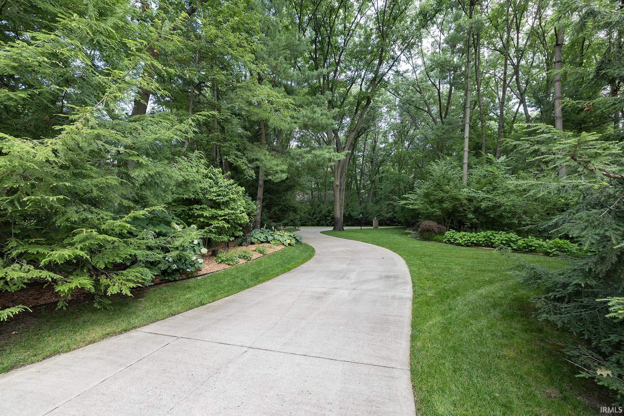 53820 Crystal Creek Lane Elkhart IN 46514