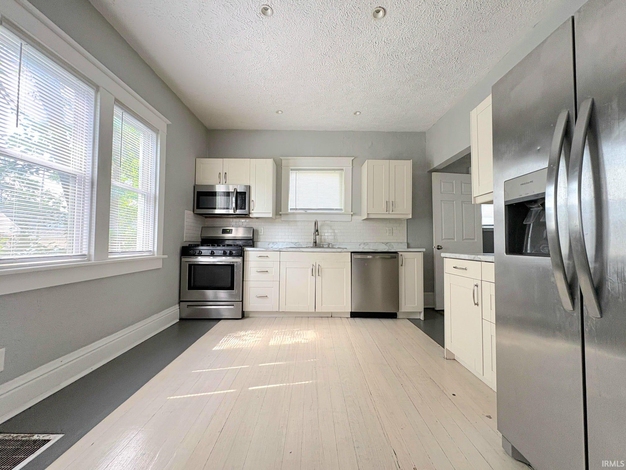 2819 Mishawaka Avenue South Bend IN 46615
