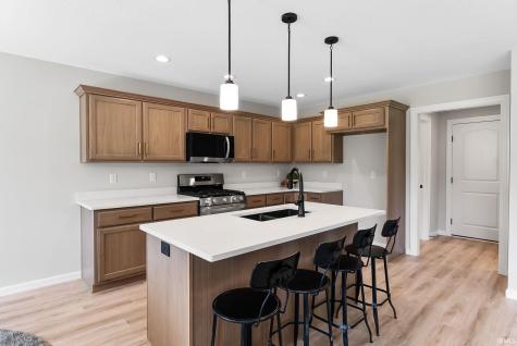 884 Lagonda Trail Fort Wayne IN 46818
