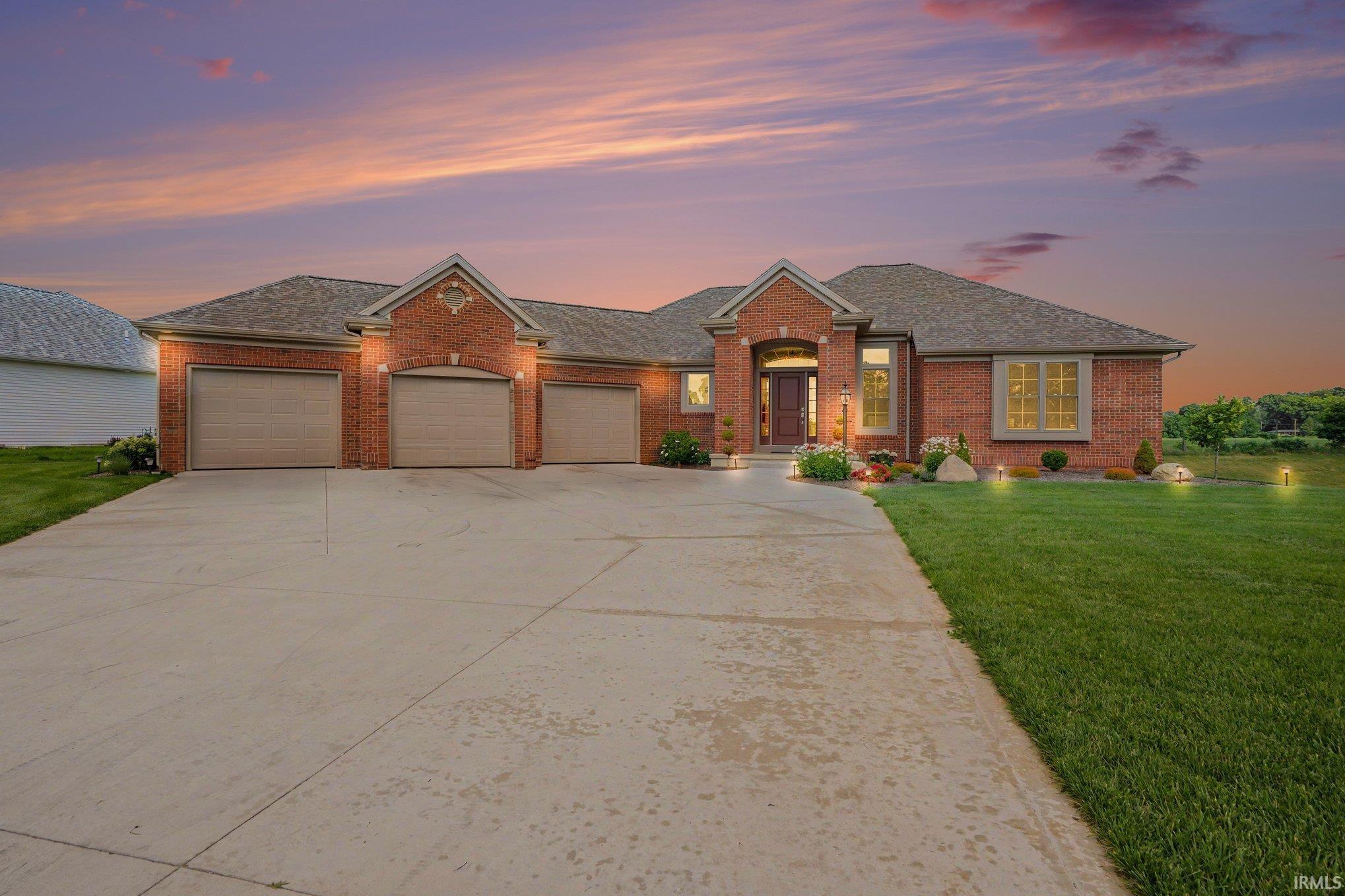 58604 Woodfield View Elkhart IN 46517