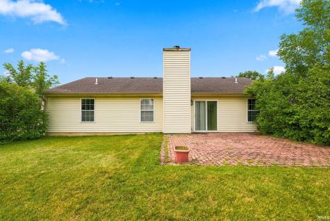 8303 Maple Valley Fort Wayne IN 46835