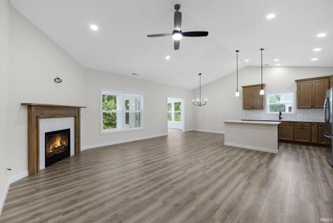8245 Caverango Boulevard Fort Wayne IN 46815