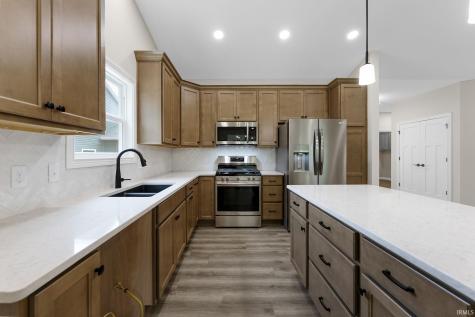 8245 Caverango Boulevard Fort Wayne IN 46815