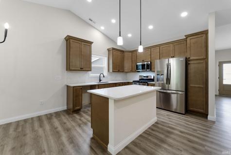 8245 Caverango Boulevard Fort Wayne IN 46815
