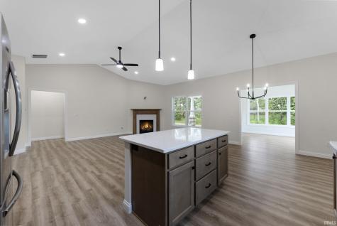 8245 Caverango Boulevard Fort Wayne IN 46815