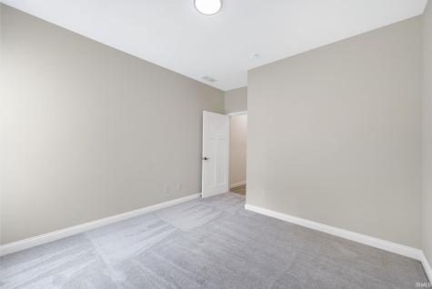 8245 Caverango Boulevard Fort Wayne IN 46815
