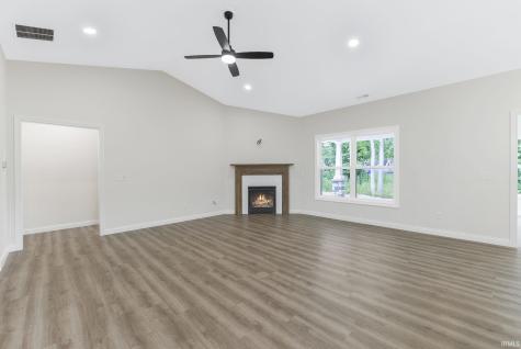 8245 Caverango Boulevard Fort Wayne IN 46815