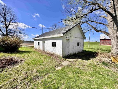 9136 W 500 S Jamestown IN 46147