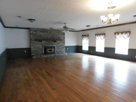 2620 W Cody Road Salem IN 47167