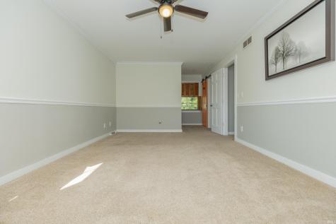 8030 Crestwood Court Evansville IN 47715
