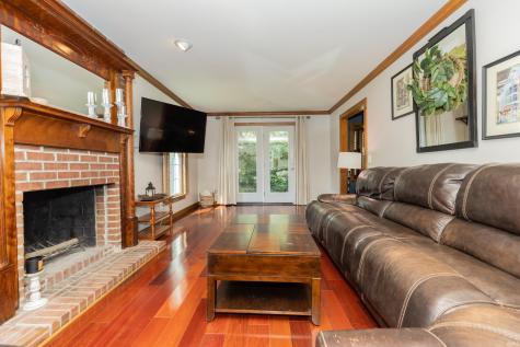 8030 Crestwood Court Evansville IN 47715