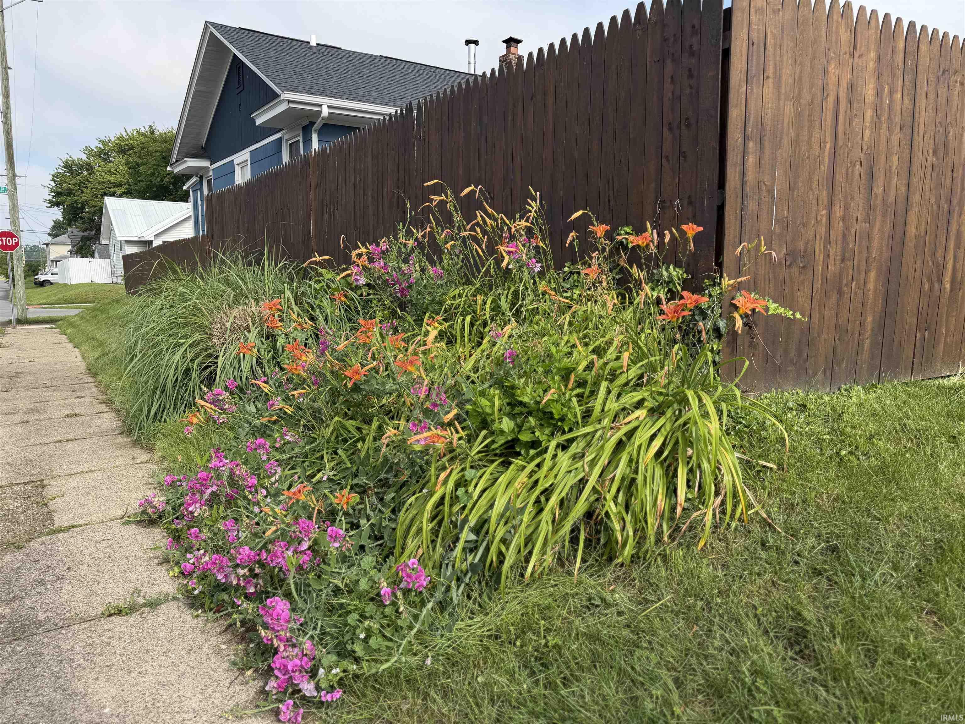 944 Oakland Street South Bend IN 46615