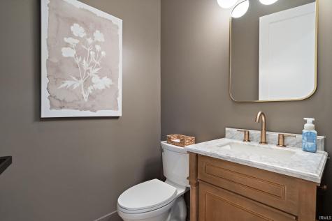 2481 Oak Tree Circle Winamac IN 46996
