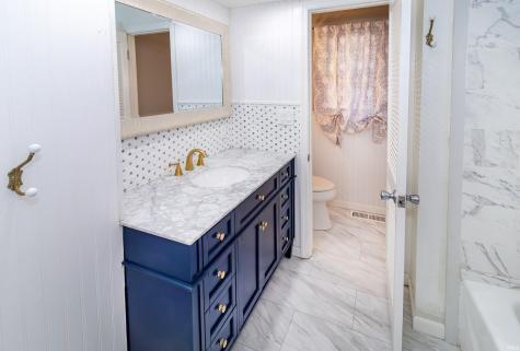 6841 Newburgh Road Evansville IN 47715