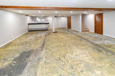 6841 Newburgh Road Evansville IN 47715