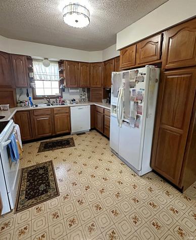 1570 E 300 S Washington IN 47501