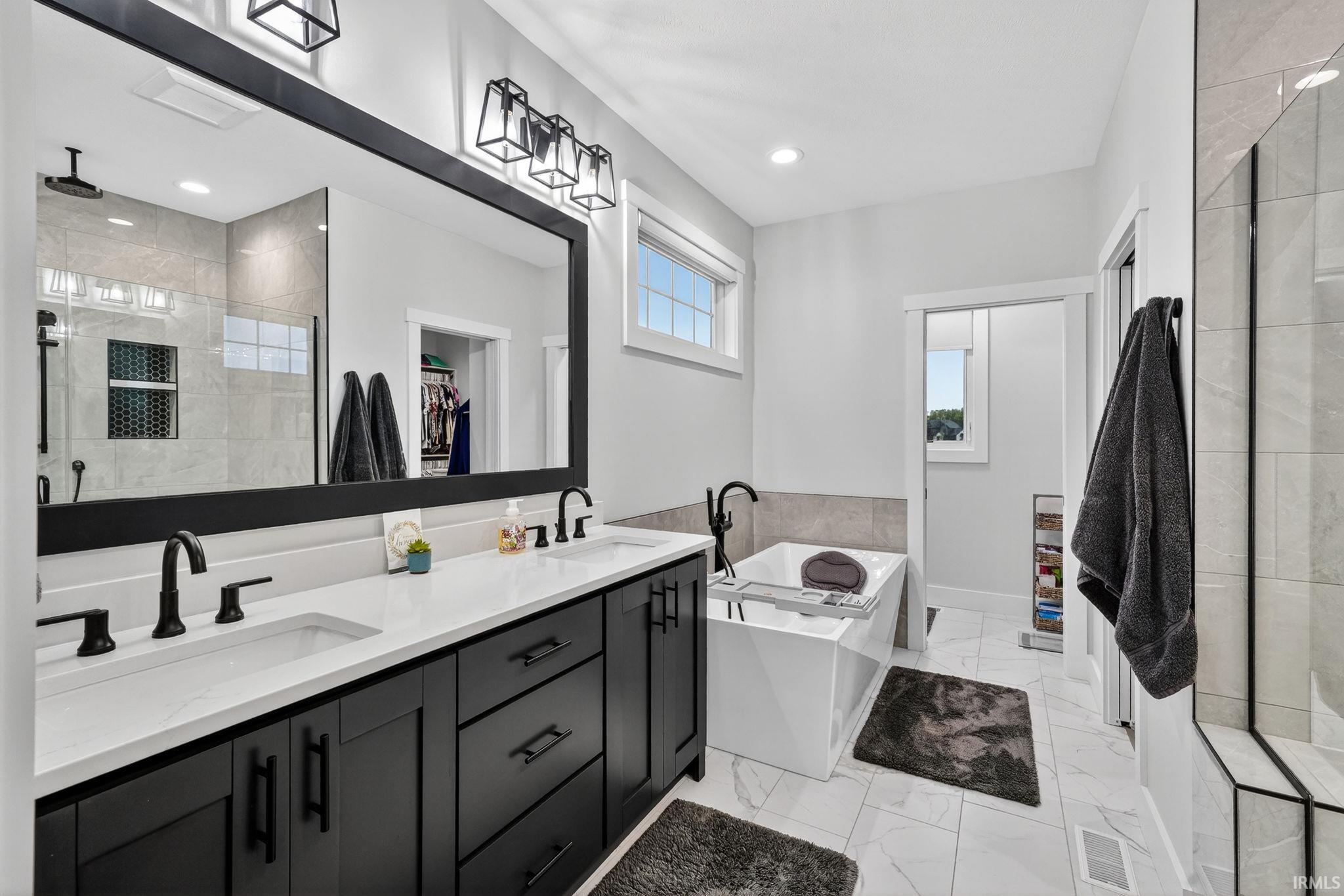 15111 Gossamer Trail Granger IN 46530