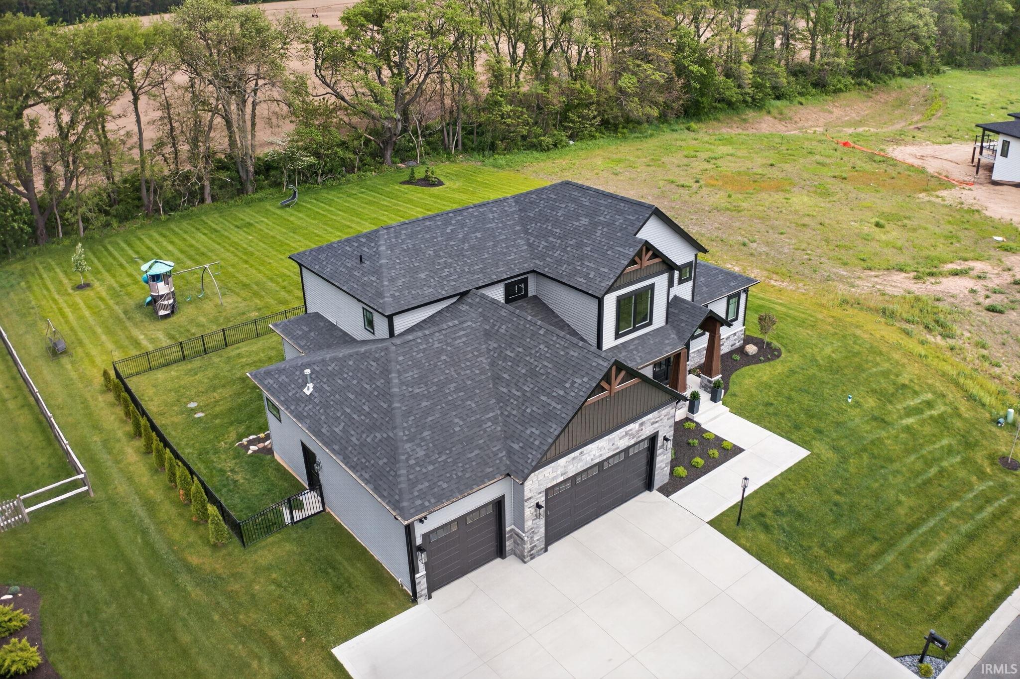 15111 Gossamer Trail Granger IN 46530