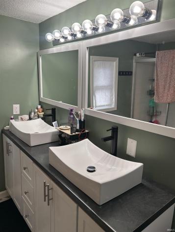 3011 Smith Street Fort Wayne IN 46806