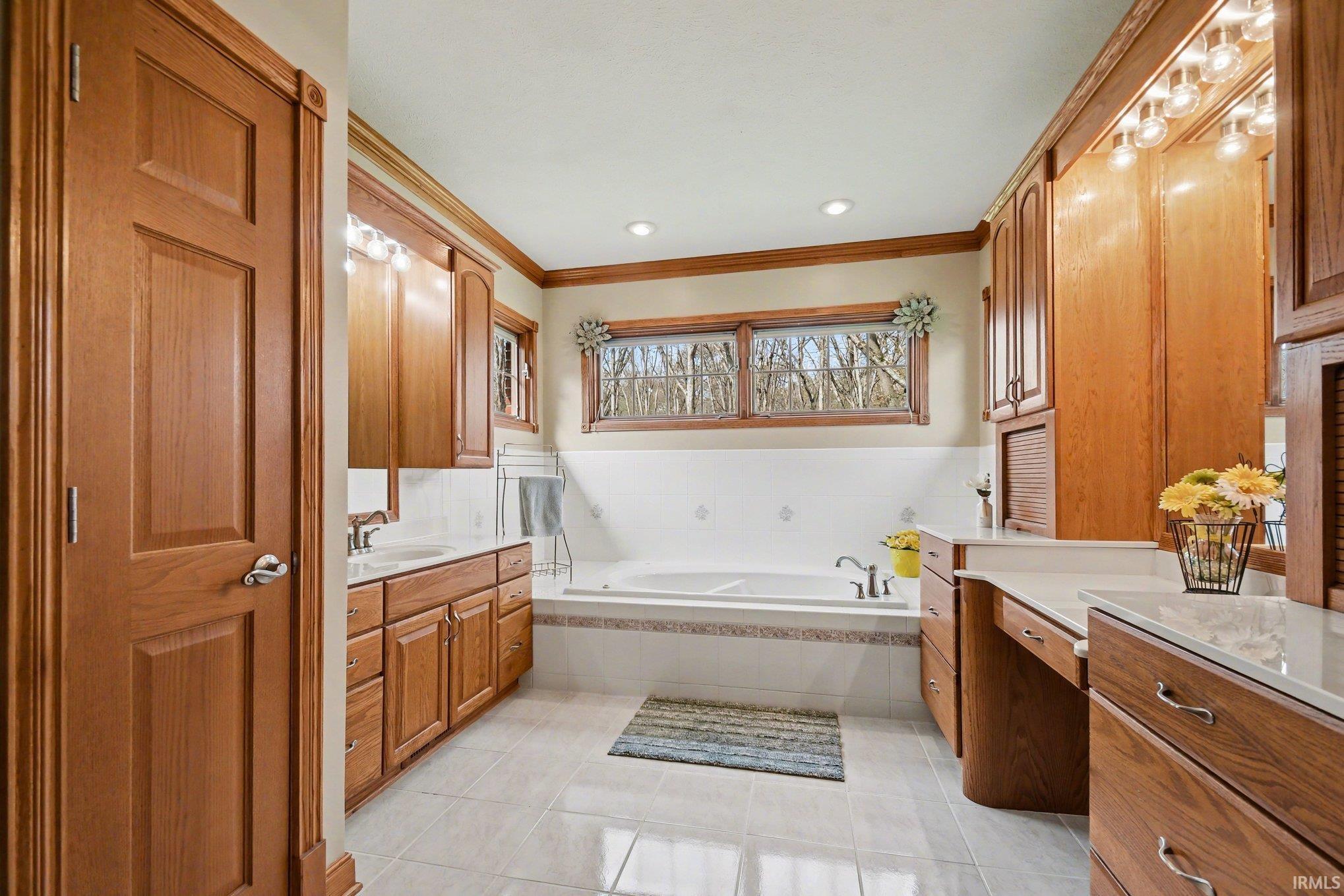 53705 Beech Road Osceola IN 46561