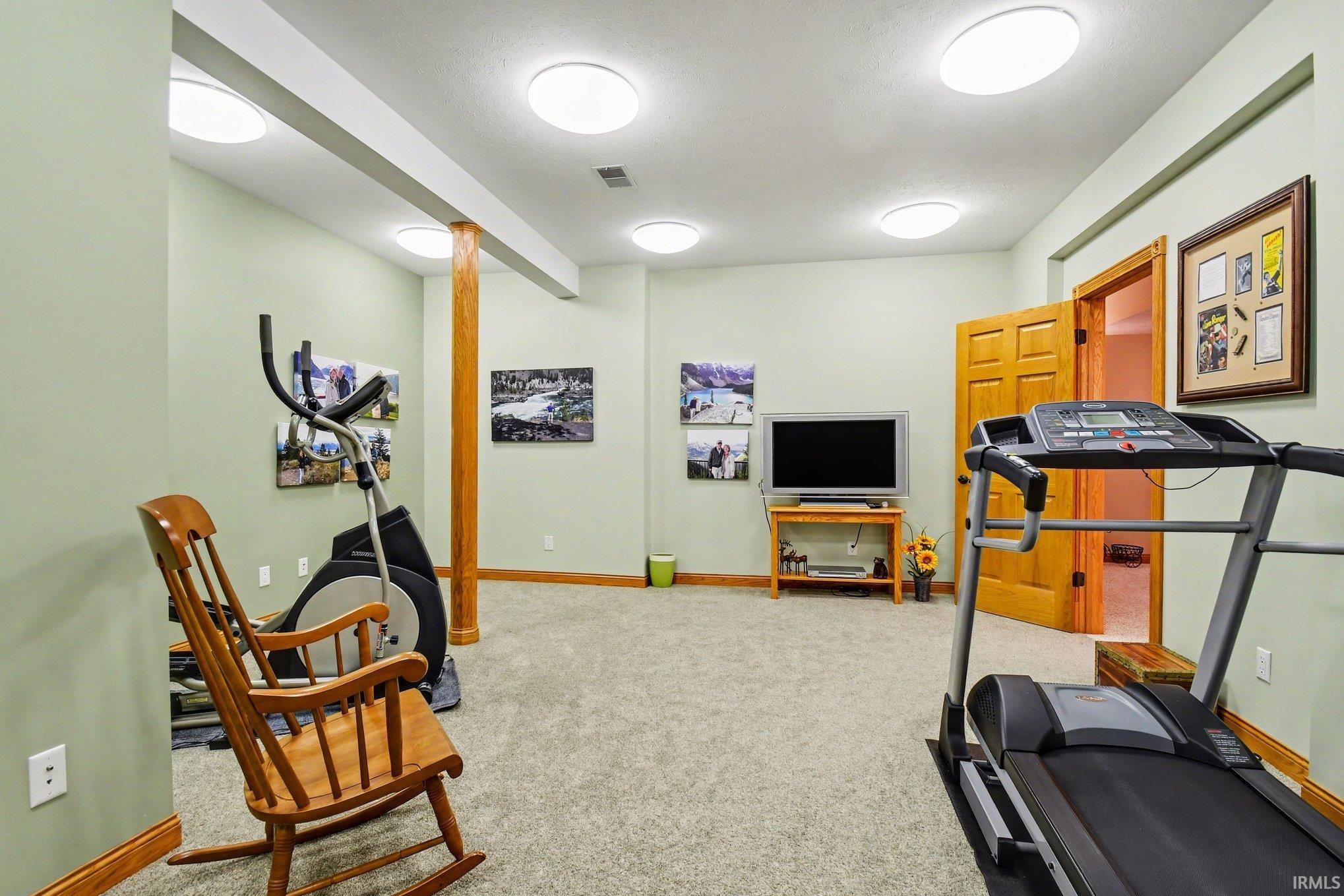 53705 Beech Road Osceola IN 46561