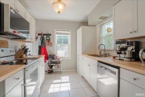 2413 Bellemeade Avenue Evansville IN 47714