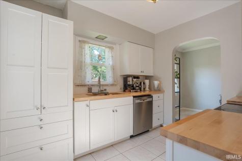 2413 Bellemeade Avenue Evansville IN 47714