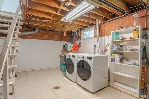 2413 Bellemeade Avenue Evansville IN 47714