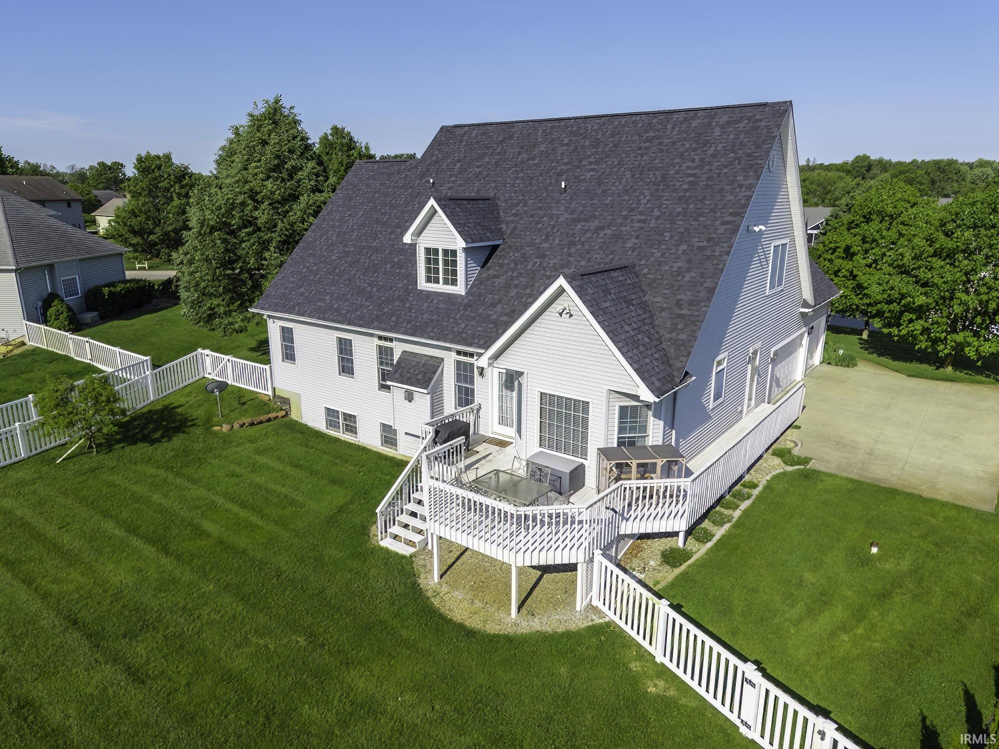 858 N Persimmon Drive Warsaw IN 46582