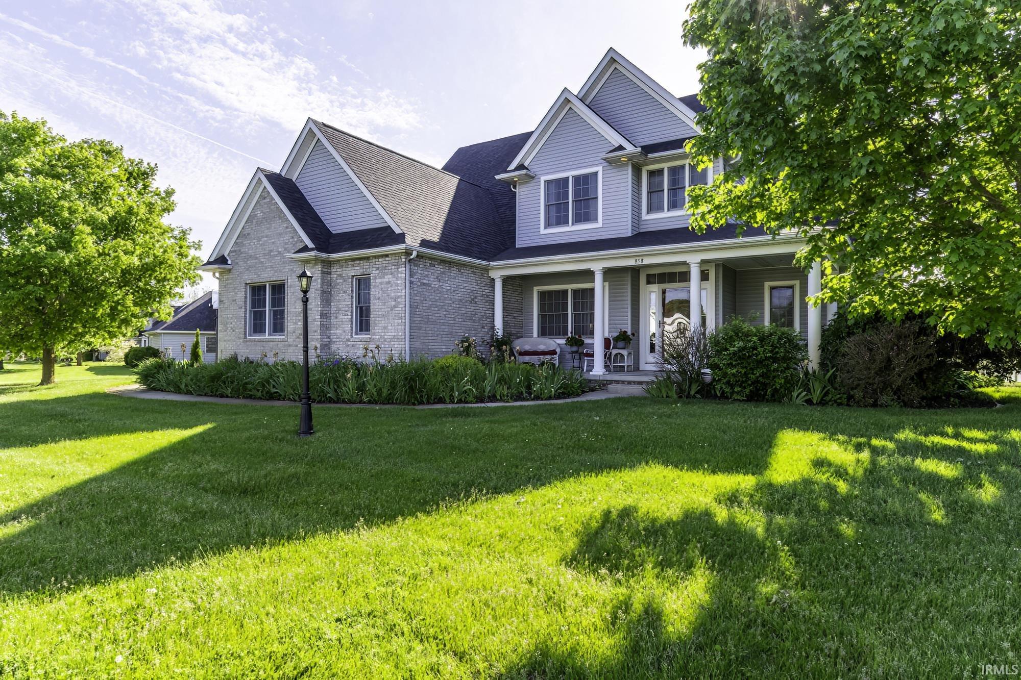 858 N Persimmon Drive Warsaw IN 46582