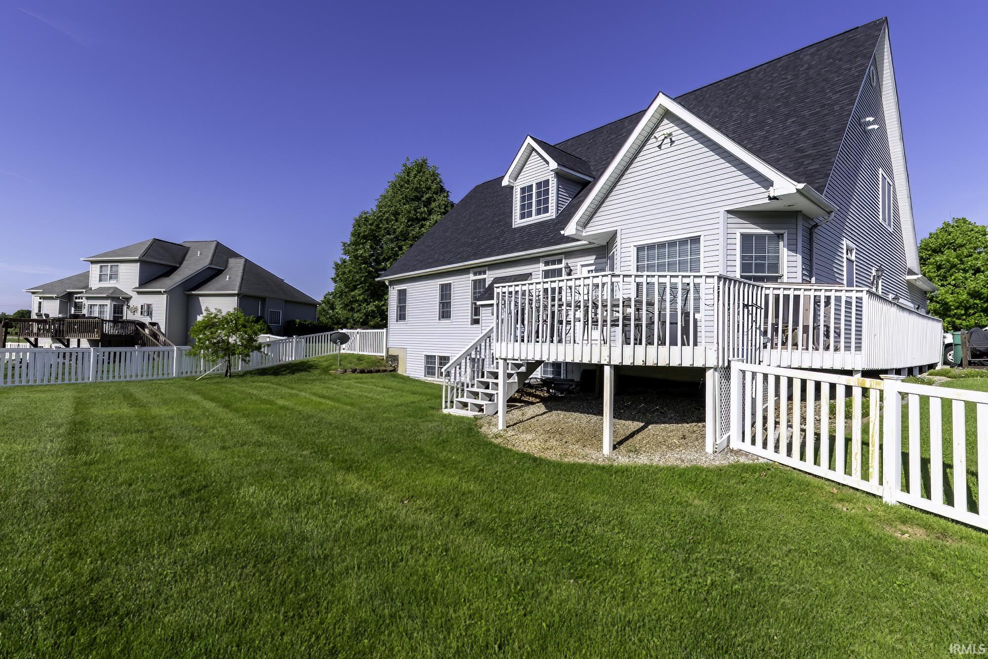 858 N Persimmon Drive Warsaw IN 46582