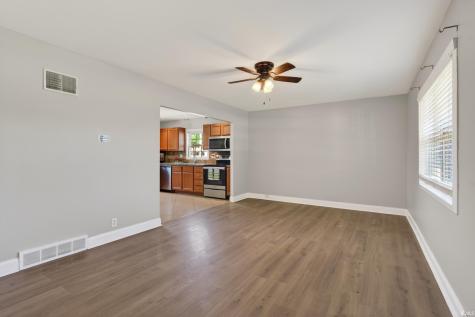 1926 Ravenswood Drive Evansville IN 47714