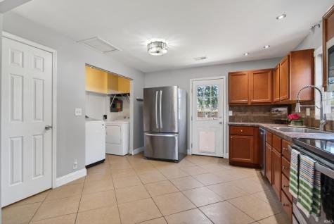 1926 Ravenswood Drive Evansville IN 47714