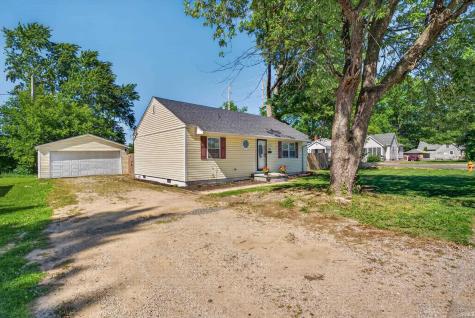 1926 Ravenswood Drive Evansville IN 47714