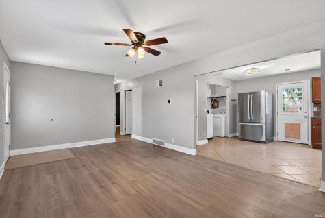 1926 Ravenswood Drive Evansville IN 47714