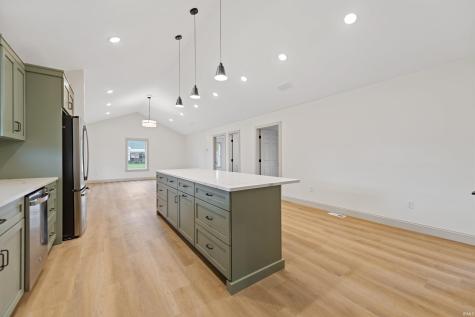 324 W Warren Street Mitchell IN 47446
