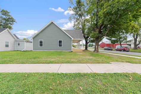 324 W Warren Street Mitchell IN 47446