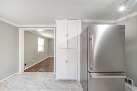 3729 Burton Place Anderson IN 46013