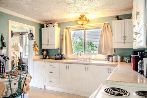 209 W Madison Street Swayzee IN 46986