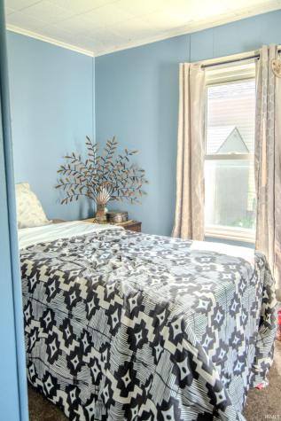 209 W Madison Street Swayzee IN 46986