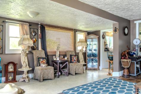 209 W Madison Street Swayzee IN 46986