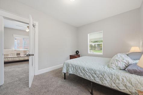 2016 E 13th Street Muncie IN 47302