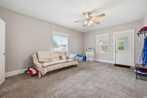 2016 E 13th Street Muncie IN 47302