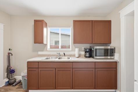 2016 E 13th Street Muncie IN 47302